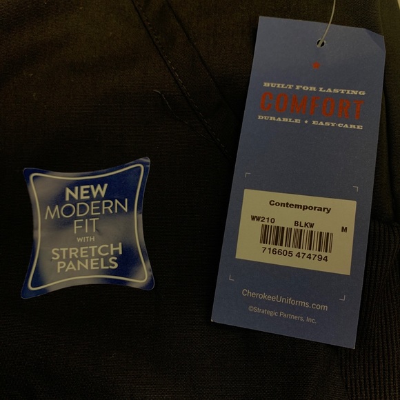 Cherokee woman’s original BLACK scrub pant - Picture 3 of 5